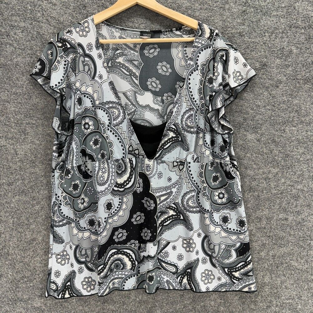 Tiffany Blouse Women M Medium Gray Paisley V-Neck Short Sleeve Pullover Casual